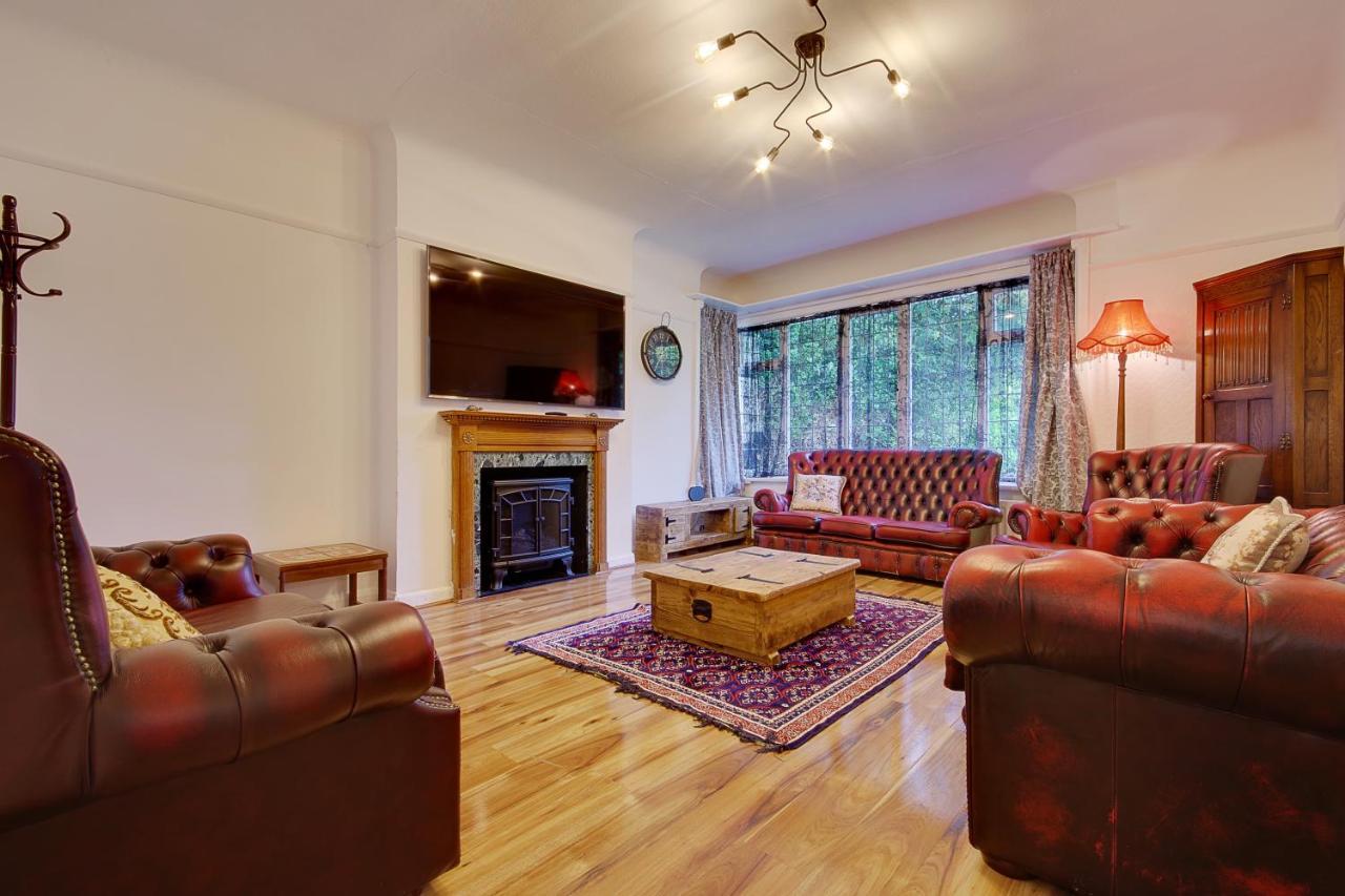 Cragside Villa With Hot Tub 본머스 외부 사진